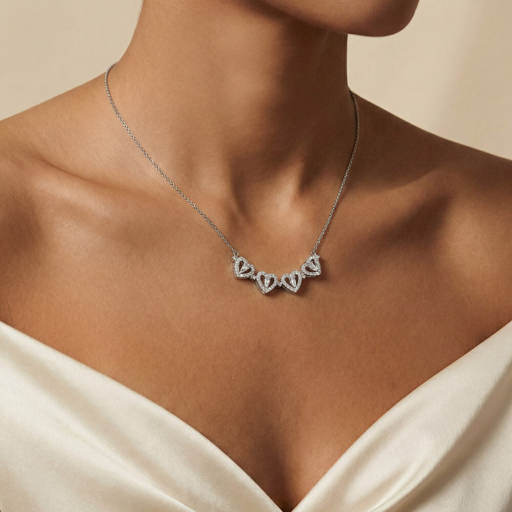 Magnetic Hearts Necklace NO MC